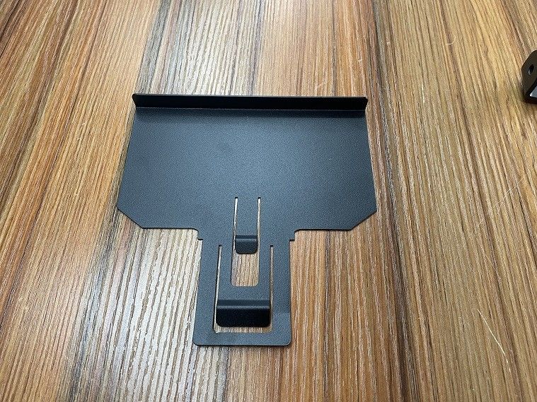 Tembaga SS Lembar Metal Fabrikasi Custom Hitam Powder Coated Rack Drummy Cover Mounting Bracket