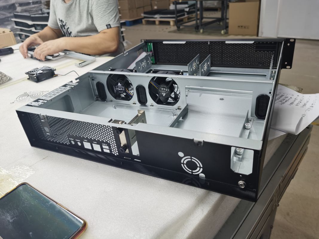 Custom Sheet Metal Bending Fabrication Aluminium Network Cabinet Kasus Komputer Kasus PC Gaming