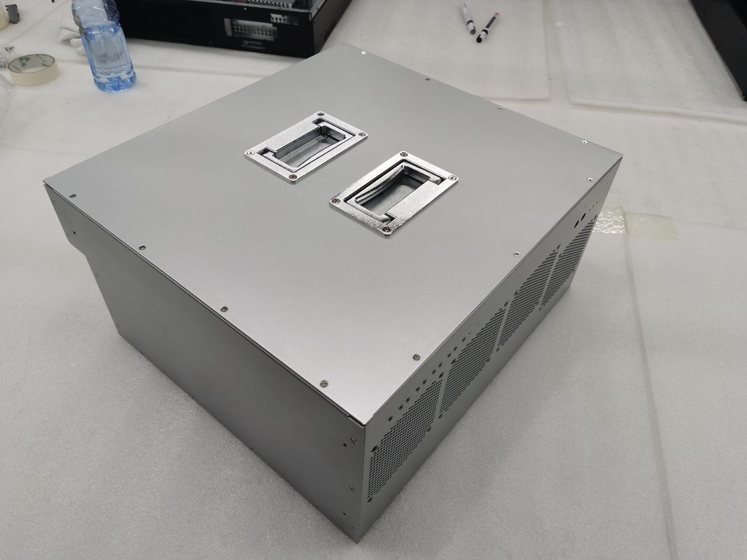 Kualitas tinggi OEM pembuatan lembaran logam mesin bagian kasus komputer OEM layanan pemotongan laser
